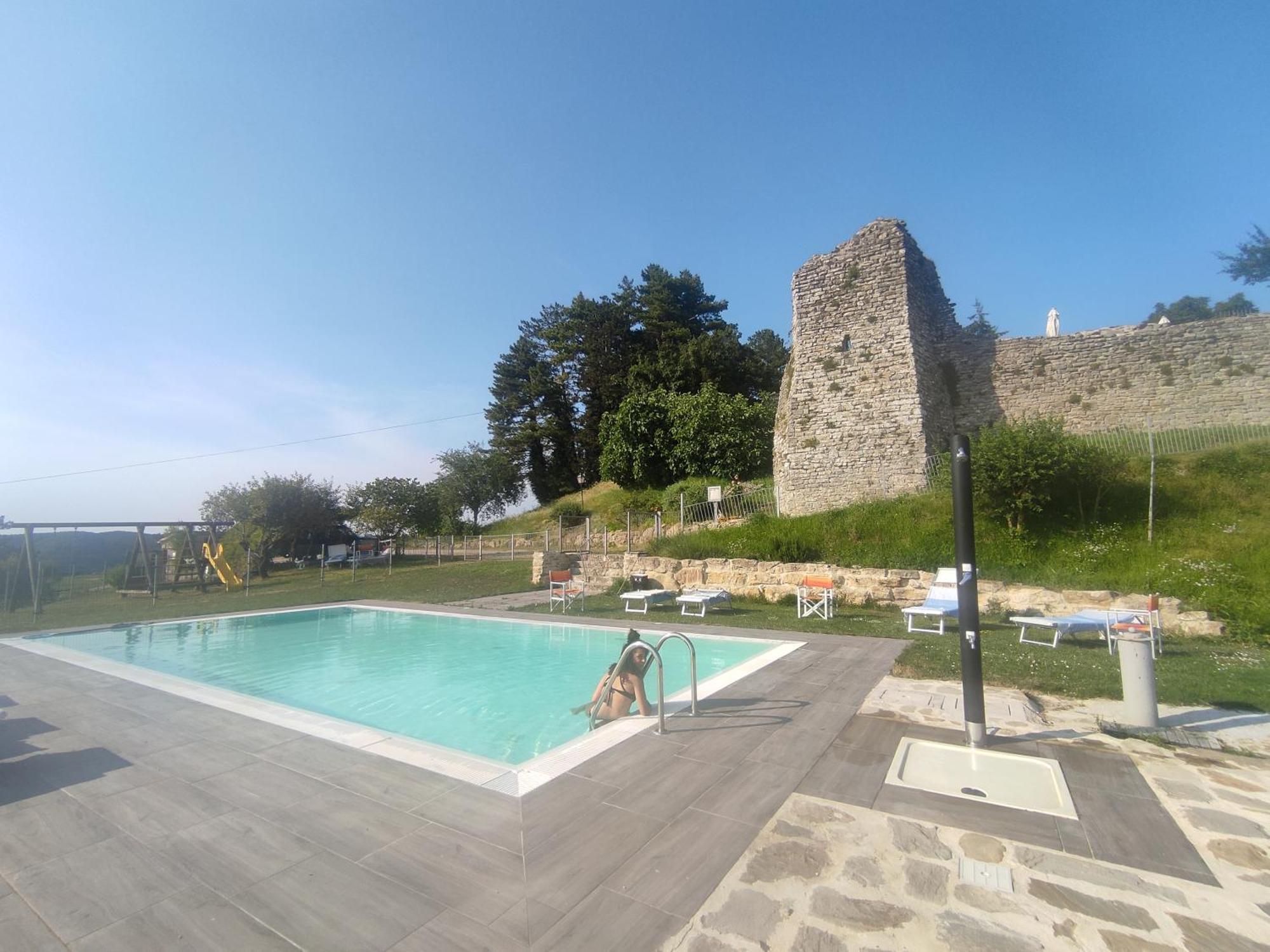 Вилла Agriturismo Borgo San Benedetto Пьетралунга Экстерьер фото